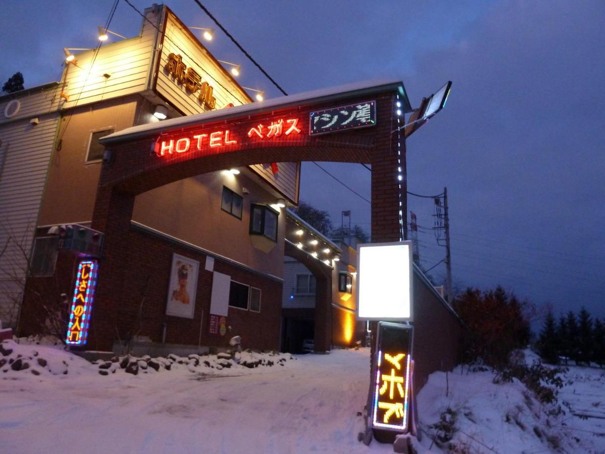 Hotel Vegas (Adults Only) Sapporo Eksteriør billede